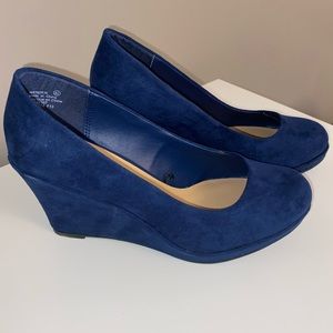 Navy Wedges